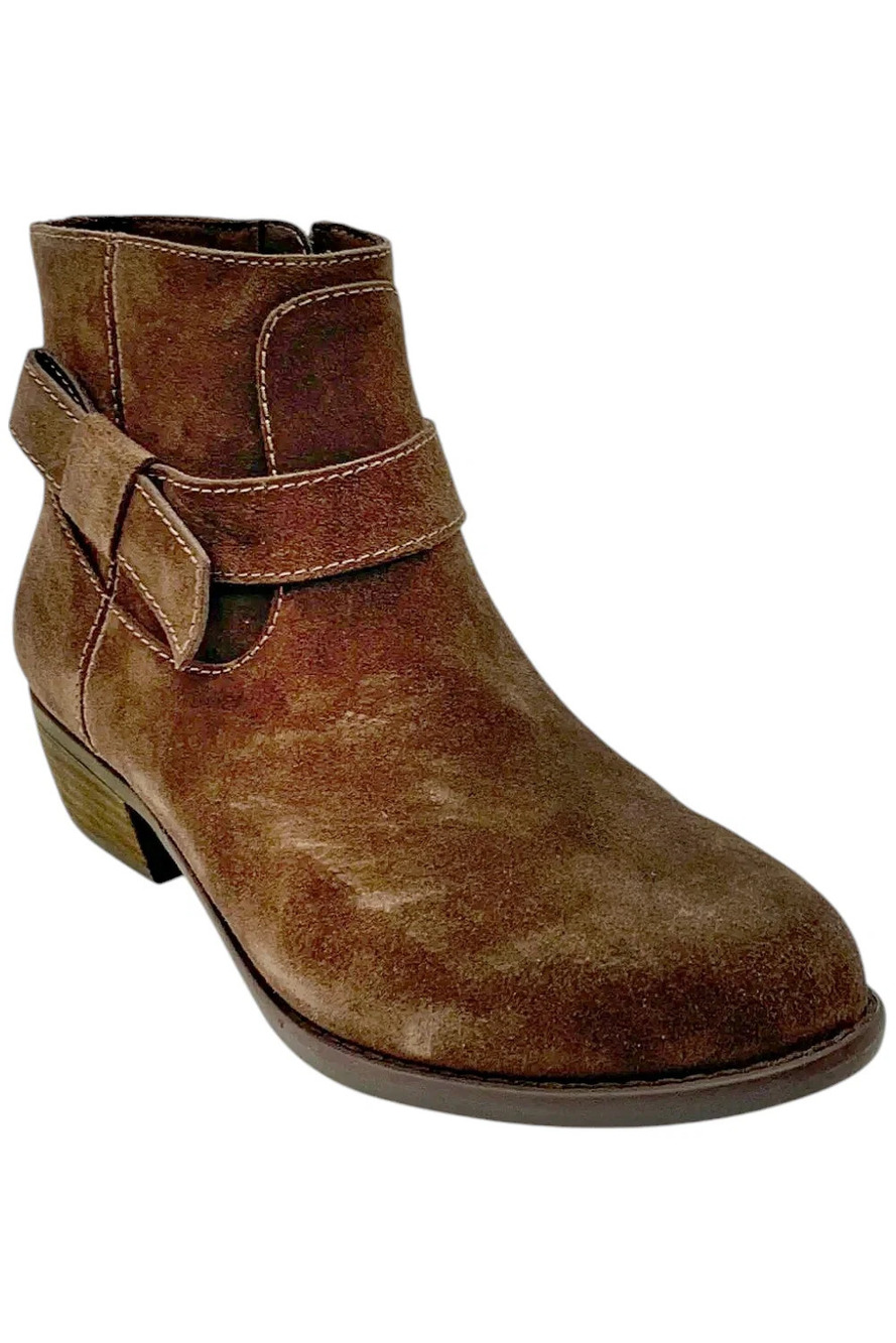 Skechers Women's Texas Water-Repellent Suede Ankle Boots Chocolate - Medium